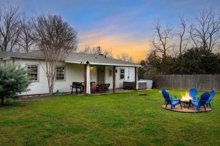 Longhorn Lodge - Fire Pit & Hot Tub - Fredericksburg - 8
