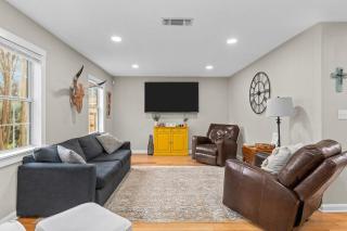 Longhorn Lodge - Fire Pit & Hot Tub - 7