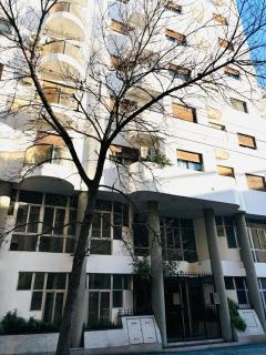 Céntrico y amplio departamento en La Cañada - Córdoba - 9