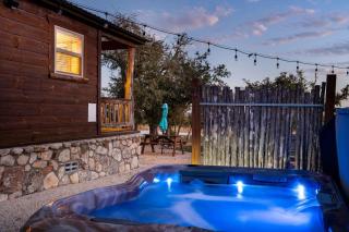 Rockin' R - Shining Star Cabin - Fredericksburg - 9