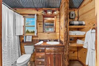 Rockin' R - Shining Star Cabin - 2