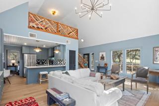 Starry Blue House - Your Hill Country Retreat - Wimberley - 7