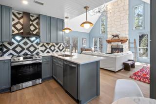 Starry Blue House - Your Hill Country Retreat - Wimberley - 6