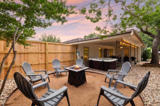 The Coop and Roost - Hot Tub & Cowboy Pool - Fredericksburg - 7
