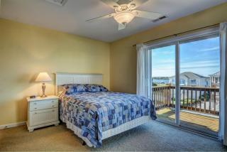 Barefoot Bungalow - Surf City - 6