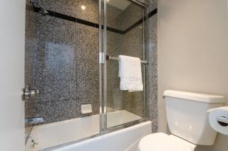SURF-N-SAND 2-Bedrooms, MALIBU - 7