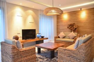 Asmaya Hill View Villa 7 bedrooms with a private swimming pool - Bandung - 8