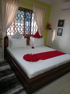 2 E Hotel - Busua - 2