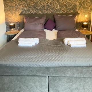 LaLeLou Braunlage, perfekt für Familien, zentral mit Garten 120qm, inkl Wäschepaket und WLAN, Boxspringbett, 6 Personen - 1