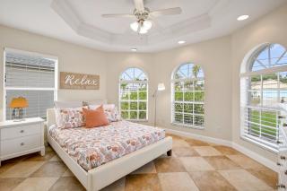 Waterfront Canal Home with HTD Pool Spa and Kayaks - Cape Coral - 6