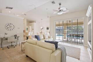 Waterfront Canal Home with HTD Pool Spa and Kayaks - Cape Coral - 5