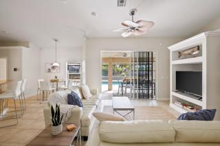 Waterfront Canal Home with HTD Pool Spa and Kayaks - 1