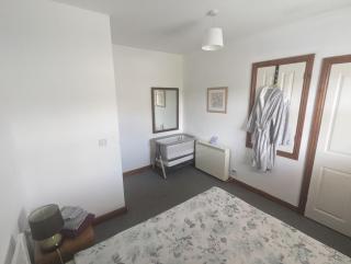 The Apartment at Chalk House - 3 Beds - 1 Cot - 9