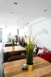 NEW ART BEACH HOSTEL- Albergue Juvenil - 6