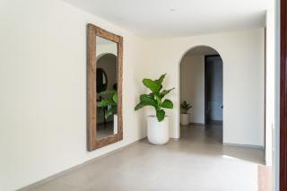 Jaden Hill Mountain City View Villa 8 bedrooms with a private heated swimming pool and a movie room - Bengkok - 3