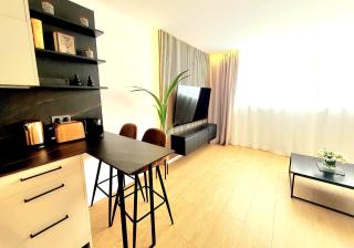 CALMO MARBELLA, Exclusivo, céntrico y con piscina - Marbella - 4