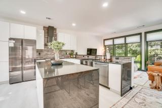 Luxury Modern Home on Golf Course with Game Room! - Helen - 3