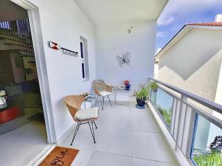Duplex,near the Beach plus airport - 1