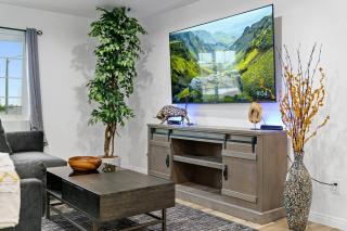 Casa Lanzit - 35 Percent Off May 2025! Low Fees - Los Angeles - 3