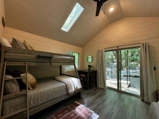 Family Glamping Cabin-Can't Bear to Leave at Valley Bear Farms Resort - 4