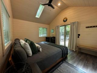 Bearly Behaving 496 - A Cozy Cabin Pisgah Retreat - Balsam Grove - 2