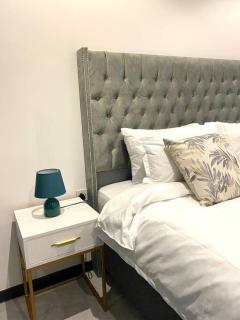 Energizing 2bedroom Apartment in Setlhoa Block 10 - Gaborone - 1
