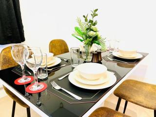 Hereford Stays Apartment 8 with Free Parking & WiFi - 7