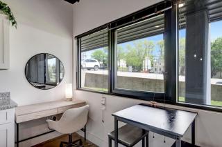 NEW Studio with 2 Beds 7 mins to Broadway - 1