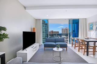 City Meets Coast - Modern Resort Haven by the Beach - Gold Coast - 8