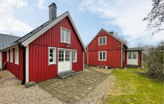 Gorgeous Home In Brösarp With Wifi - Brösarp - 4