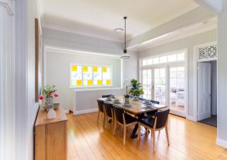 Luxury Grand Escapes Queenslander in Ipswich - 6