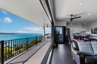 Panorama at Shute Harbour - Shute Harbour - 3