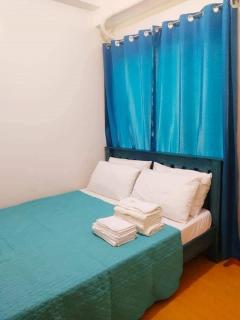 George 2BR Netflix Pool Wi-Fi Trees Residences QC - Manila - 1