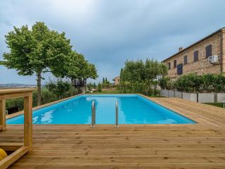 Stylish panoramic Villa with private pool - Montelupone - 1