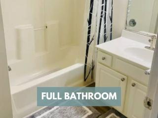 Amazing and Breathtaking One Bedroom Downtown apt - 1