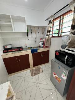 Wind&Waves Beach Apartment - Diani Beach - 5