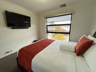 Tasha's Apartments - St Clair - Finsbury - 7