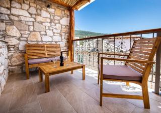 Theros Easy Living - Theologos - 0