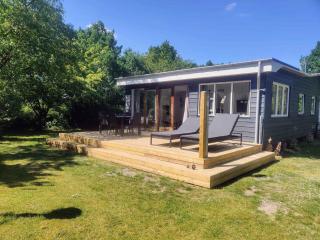 Cozy Cottage Close To The Beach - 5