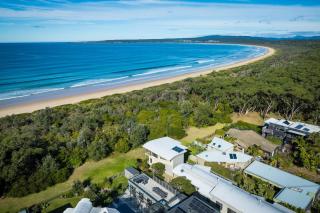 Rolling Waves 3 - Beach Access & Pet Friendly! - Merimbula - 0