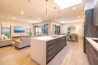 Escape to Thurlow, 5b Thurlow Ave - Ducted air con, Wifi & Pet friendly - Nelson Bay - 6