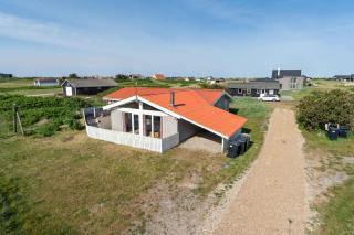 Pool House Close To The Coast - 7