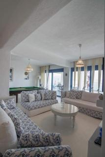 White-Blue Luxury Villa 1 - 6