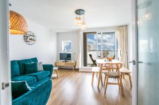Blissview - Beach front apartment in East Wittering Village - 0