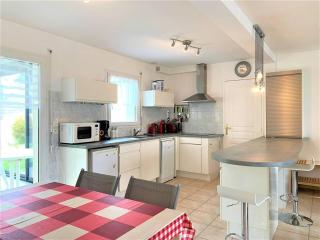 Maison récente à Quiberon, 4 pièces, 77m², quartier calme, proche commerces, jardin, véranda. - FR-1-478-164 - Quiberon - 3