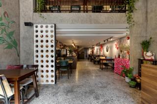 FLOWER BEACHSTAY & COFFEE - 1