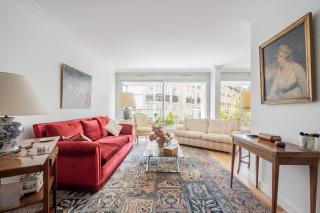 Veeve - Refined Retro - Neuilly-sur-Seine - 0
