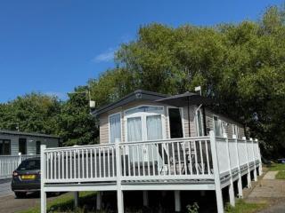 Stunning Caravan With Large Decking At Manor Park In Hunstanton Ref 23016K - 9