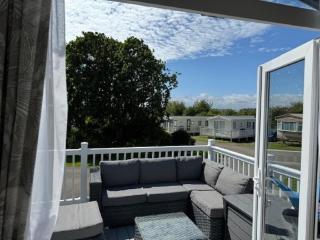 Stunning Caravan With Large Decking At Manor Park In Hunstanton Ref 23016K - 8