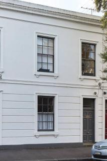 King William Terrace - Classic Fitzroy Style - 5